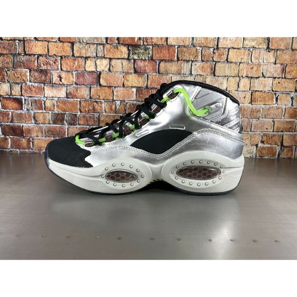 Size 9.5 - Reebok Question Mid x Illumination's Minions Gru's Lab 2020 - Picture 4 of 7